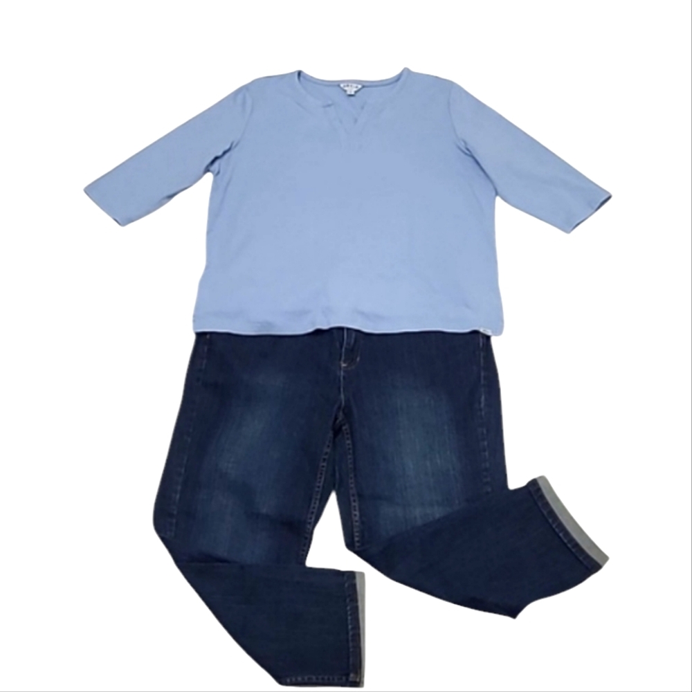 Orvis Casual Blouse Cutout Neckline Quarter Sleeve Top Baby Blue Brand Logo Tag